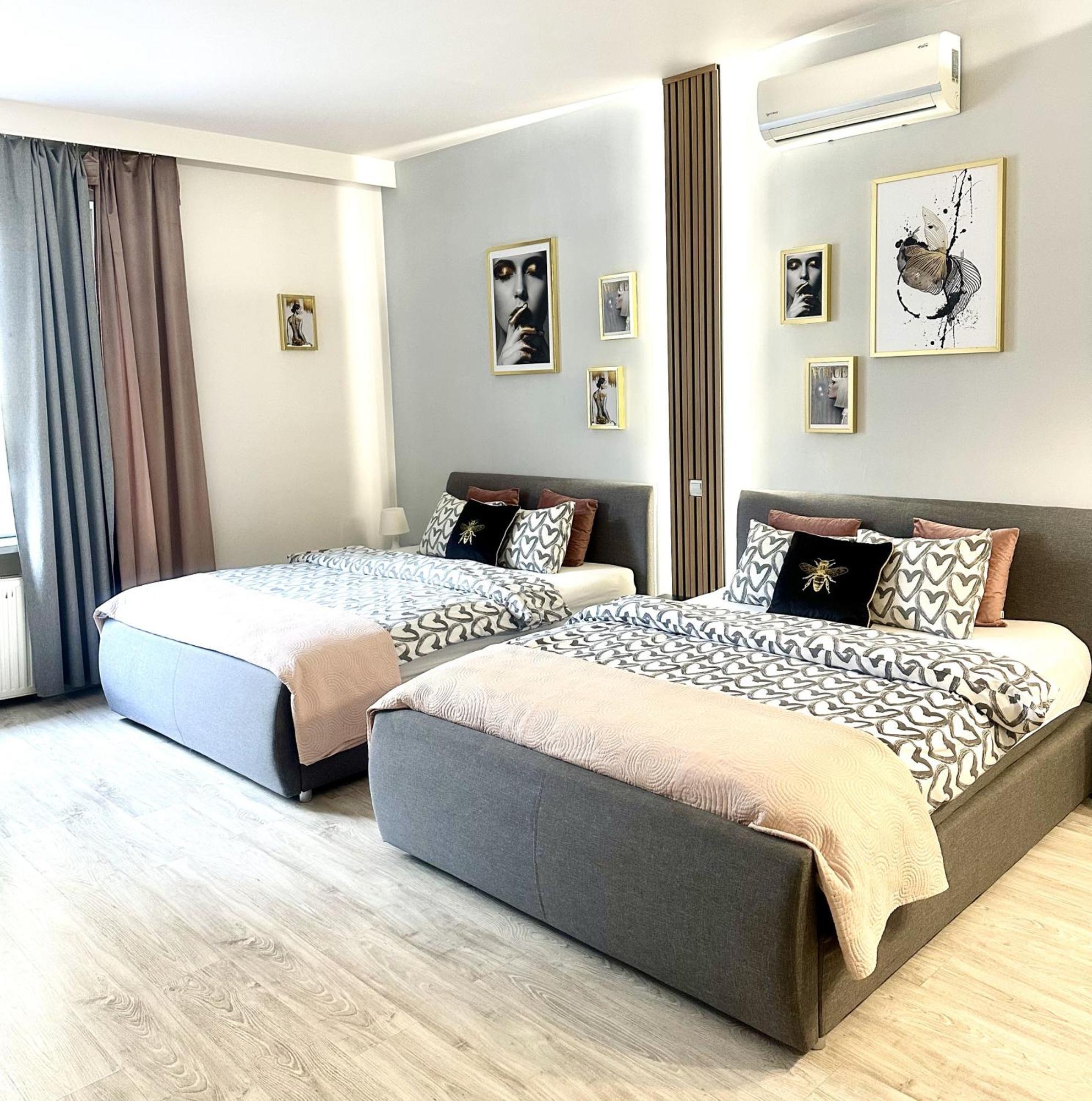 Exclusive Smolna Apartment Warschau