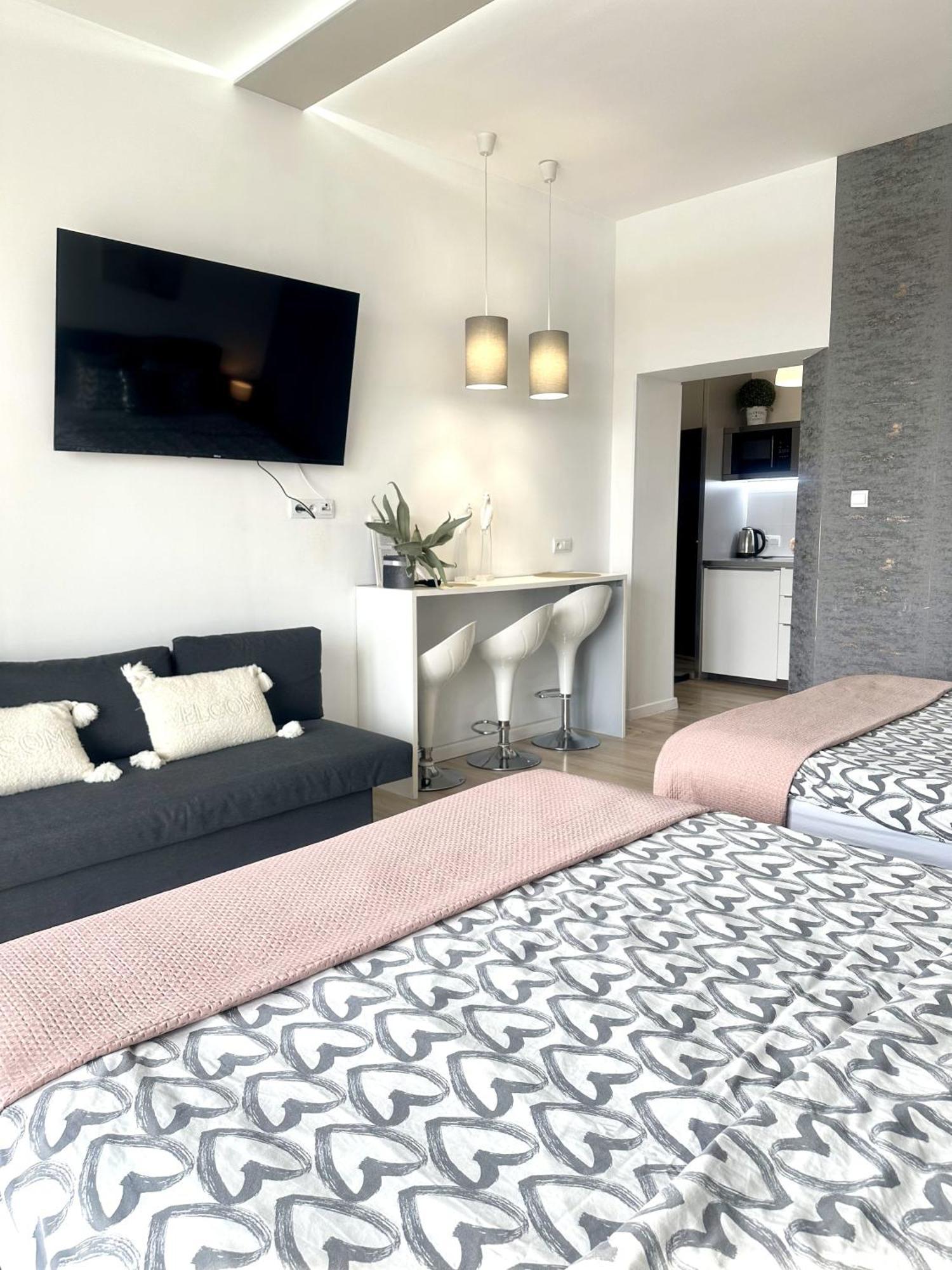 Exclusive Smolna Warschau