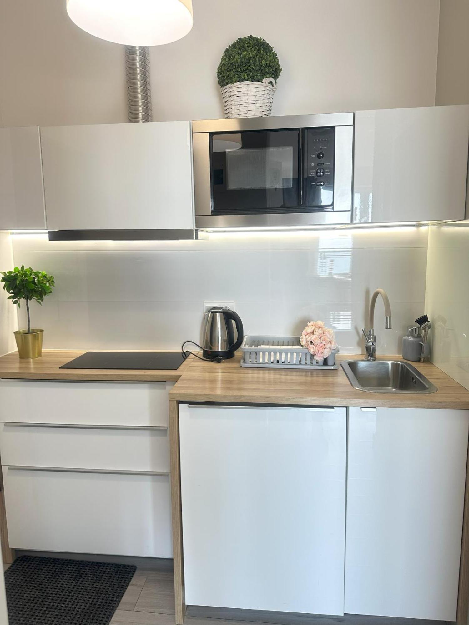 Exclusive Smolna Apartment *