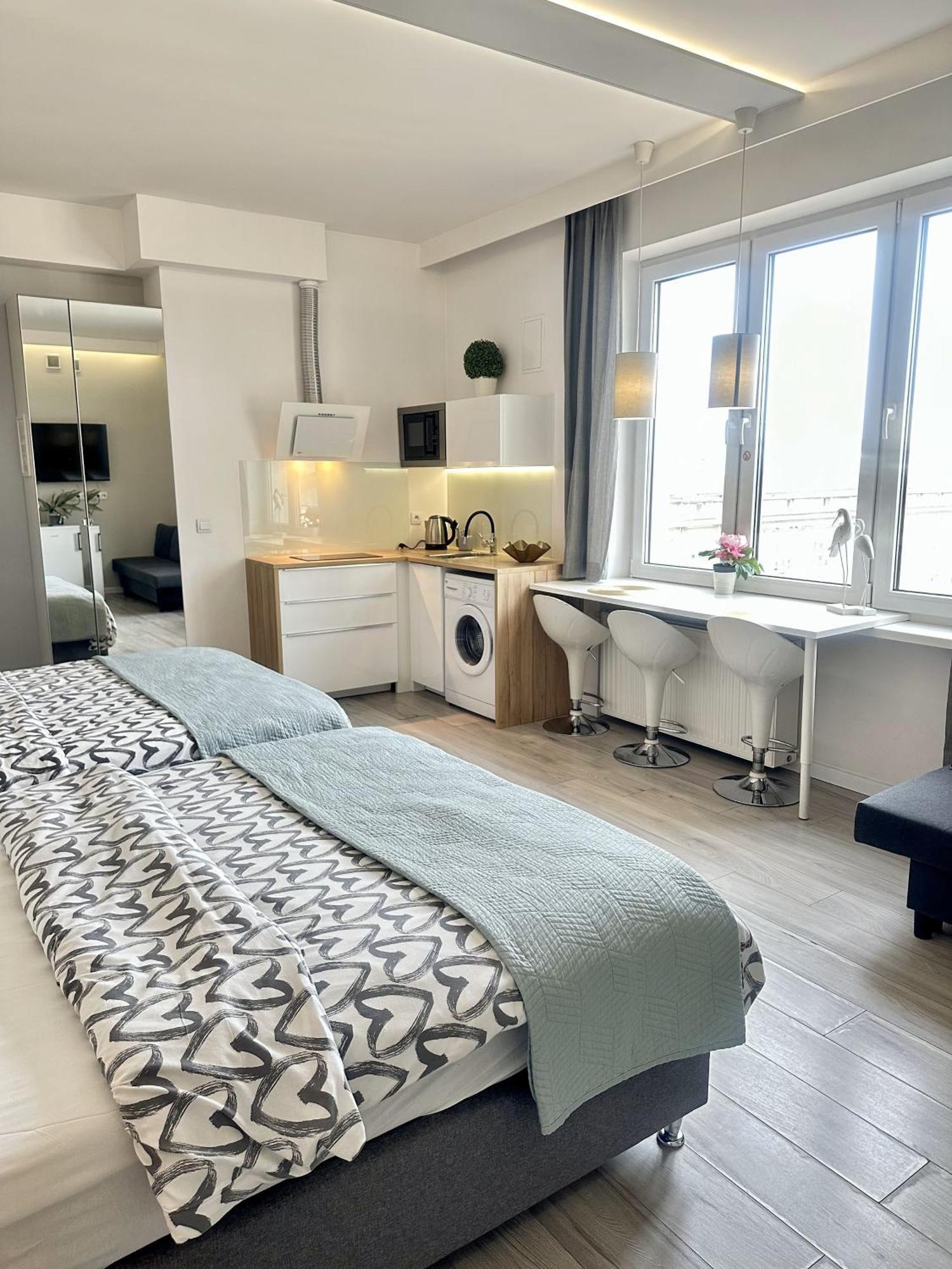 Exclusive Smolna Apartment