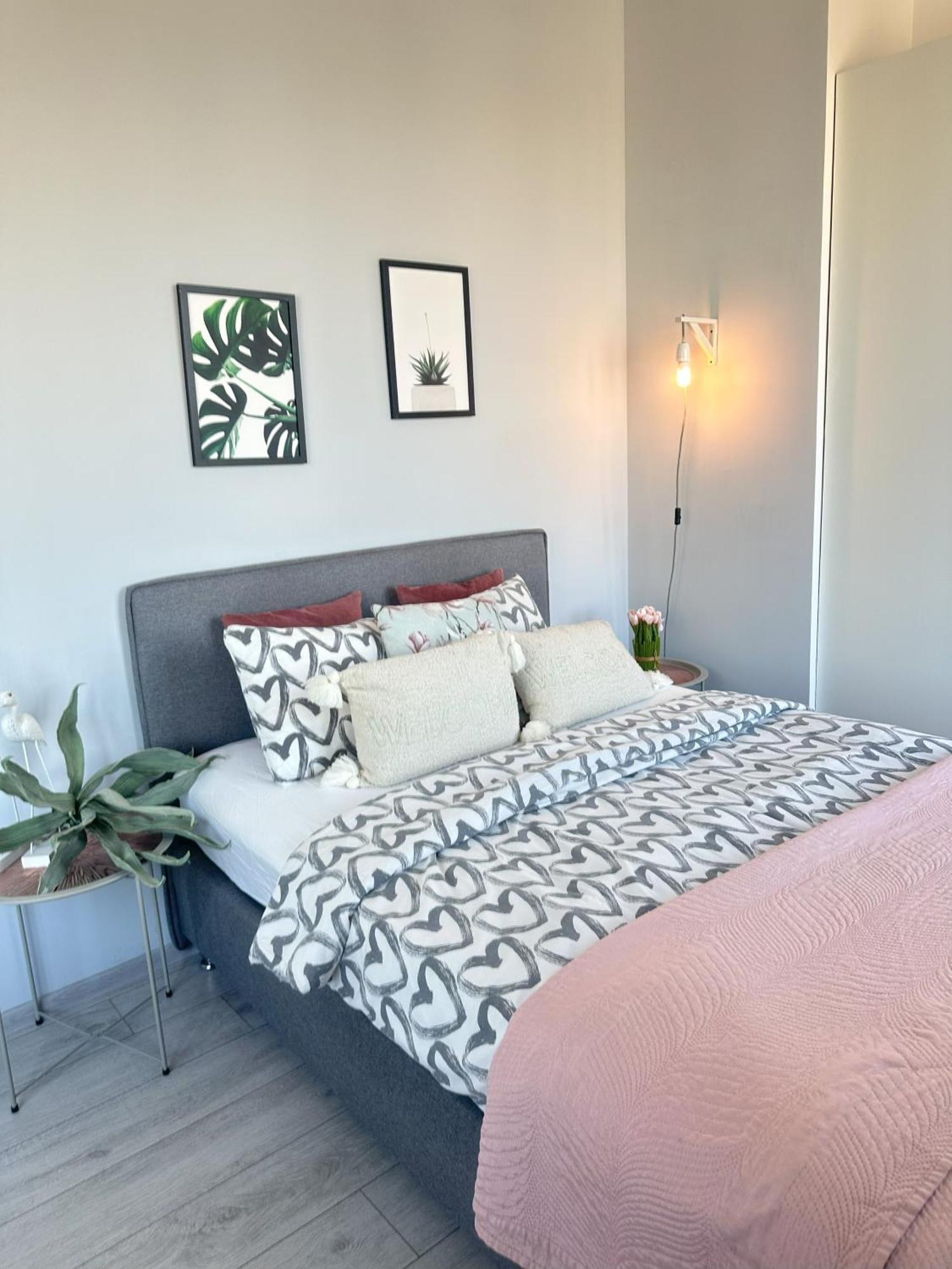 Exclusive Smolna Apartment Warschau